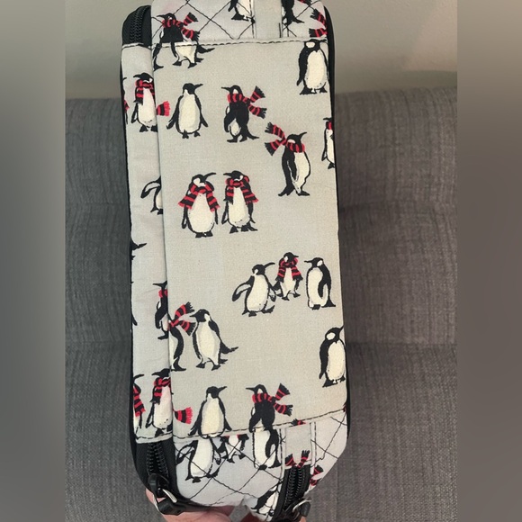 • Vera Bradley • Iconic Large Blush & Brush Case in Playful Penguins Gray • EUC - Picture 5 of 16